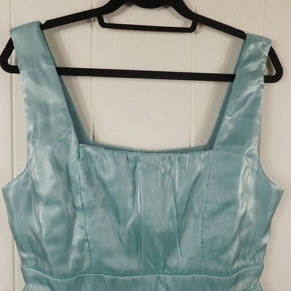 Lulus Womens Thriving Darling Shiny Sleeveless Tiered Mini Dress Large - Picture 8 of 13